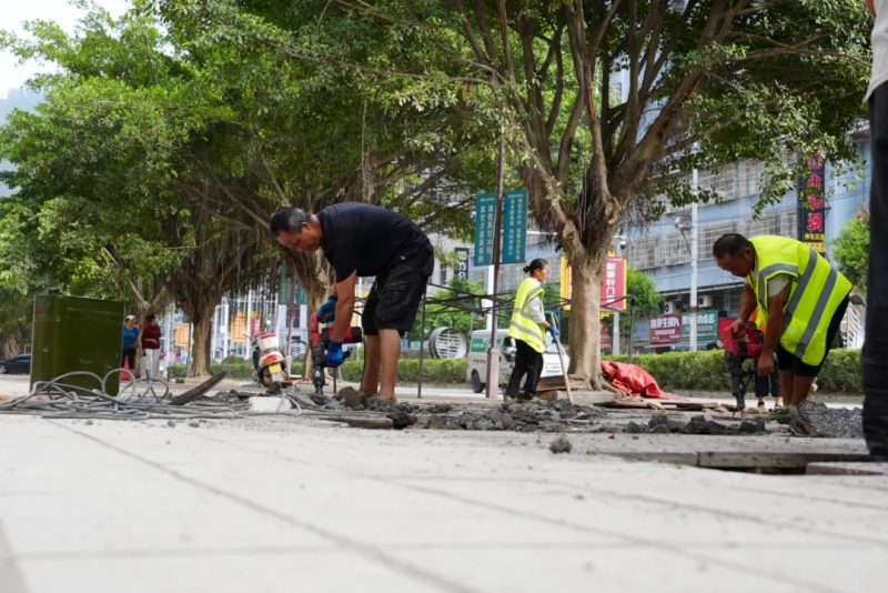 贵州榕江灾后重建再提速 基础设施焕新貌。