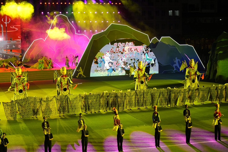 石阡木偶戏。黄石明摄