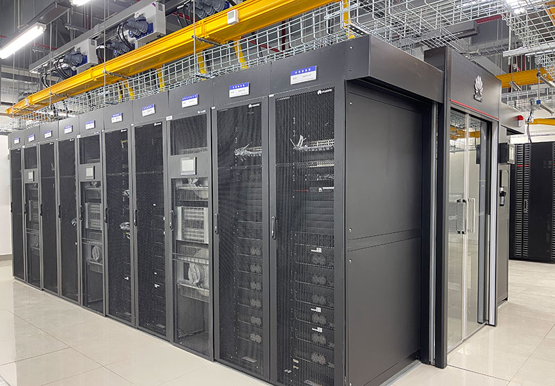 【2】昆明人工智能计算中心机房。昆明人工智能中心供图