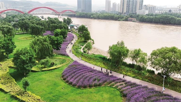 马拉松公园。兰州日报社记者 陶奕冰 摄