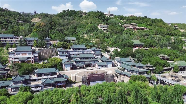 白塔山公园绿化成效显著。兰州日报社记者 陶奕冰 摄