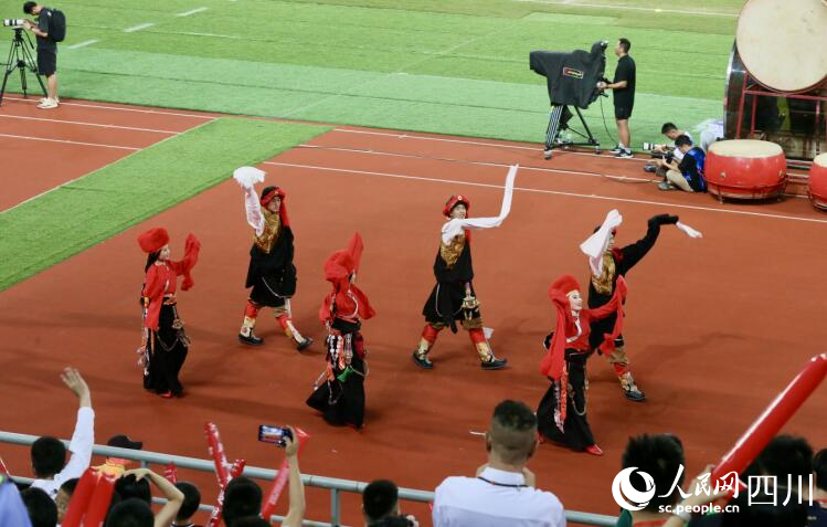 开幕式现场。人民网记者 朱虹摄