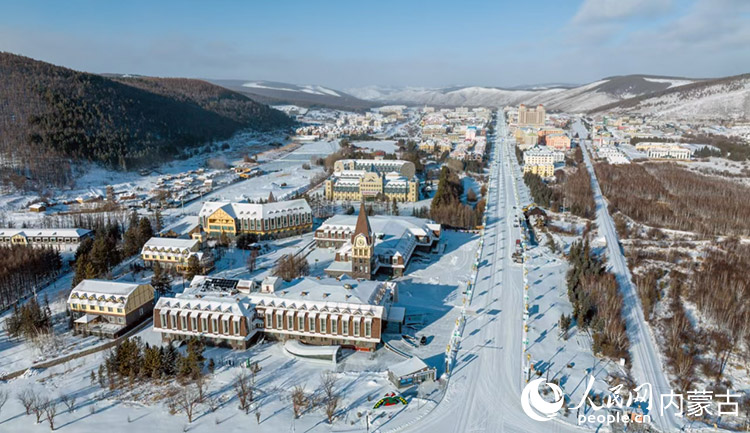 阿尔山市区美景。包宝音德力格尔摄
